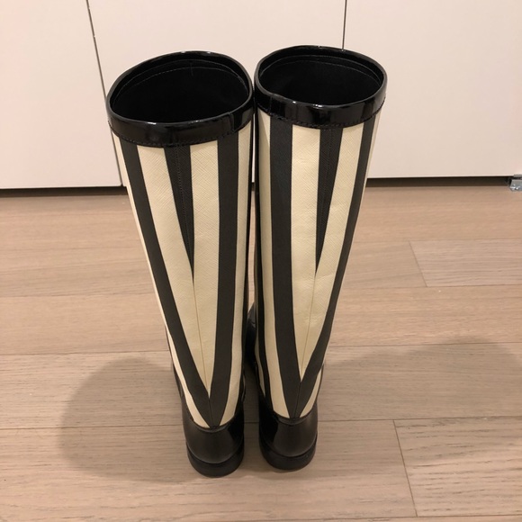 Dolce&Gabanna striped patent rainboots - Picture 4 of 8